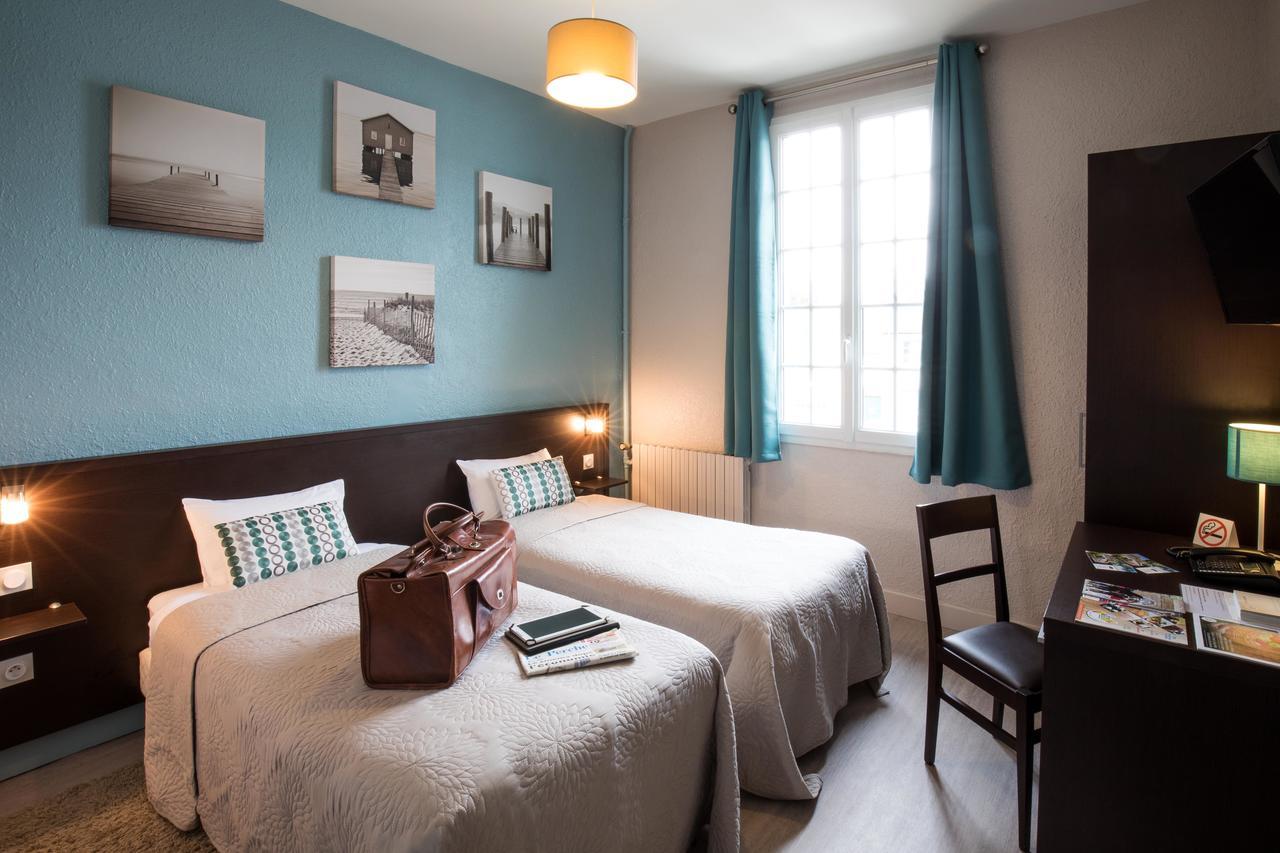 Logis Hotel Restaurant De La Poste Le Mêle-sur-Sarthe Eksteriør bilde